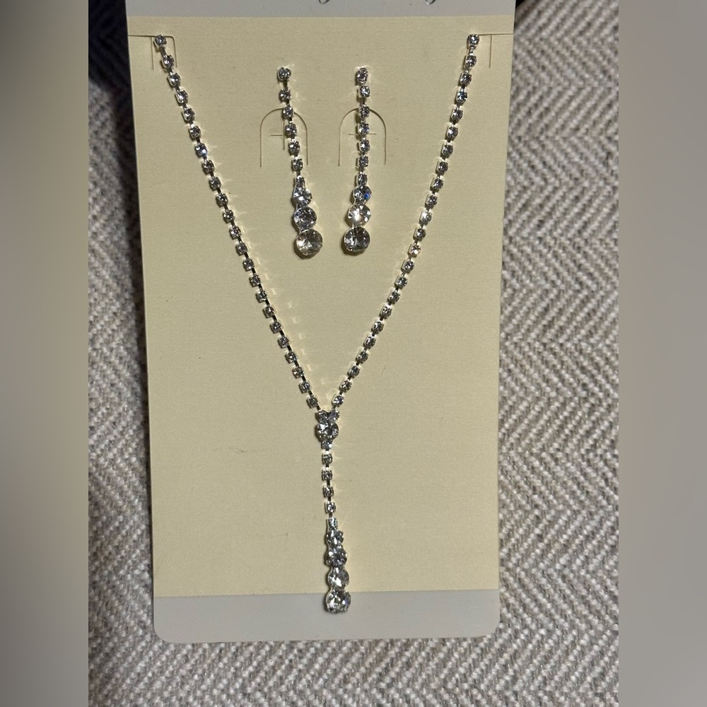 Brand New Necklace & Earrings Set